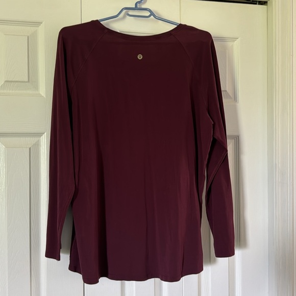 Lululemon Burgundy Long Sleeve ❤️❤️ - Picture 2 of 3